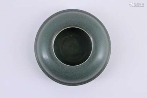 Qing Green Glaze Porcelain Brush Pot