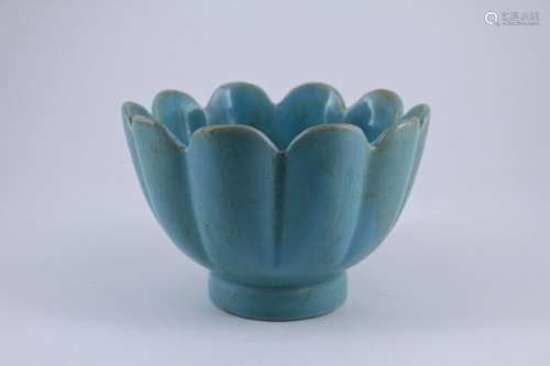 Song RuYao Porcelain Lotus Bowl