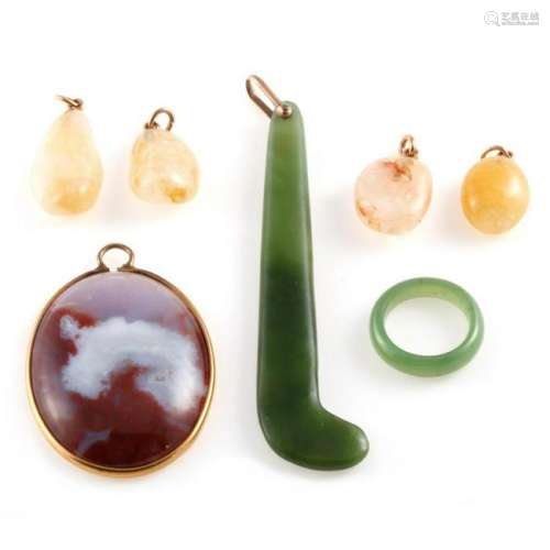 Collection of hardstone and gold jewelry