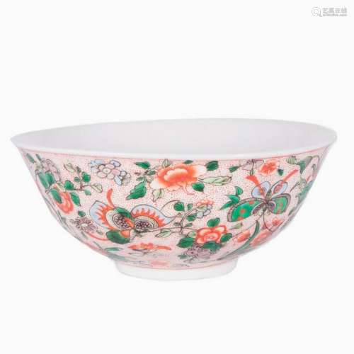 19th century Chinese porcelain bowl.