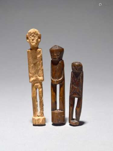 Three Dayak amulets Borneo standing figures, 6.5cm…
