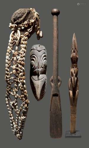 A Sepik finial Papua New Guinea carved an ancestor…