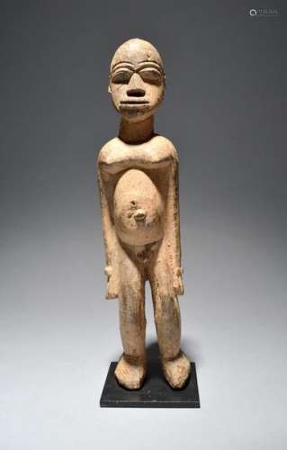 A Lobi standing male figure bateba Burkina Faso wi…