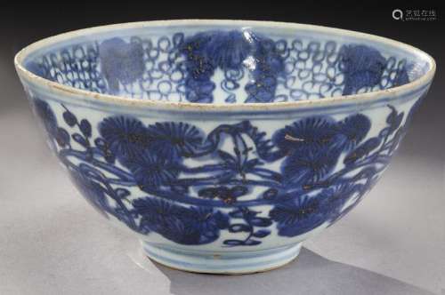 Chinese Ming blue & white bowl,