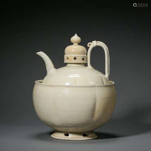 CHINESE PORCELAIN DING WARE WHITE GLAZE KETTLE