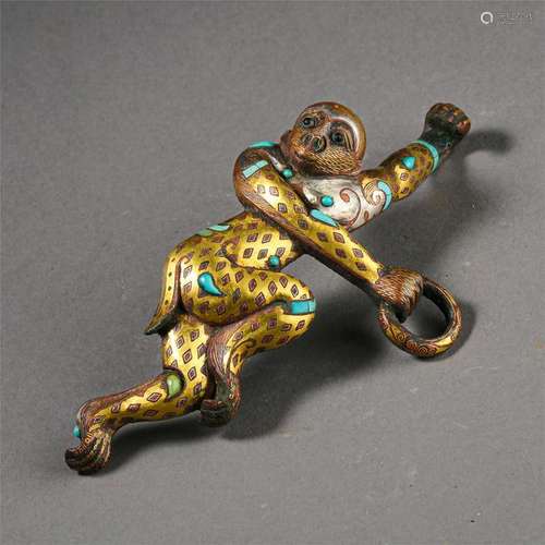 CHINESE TURQUOISE GOLD INLAID BRONZE MONKEY BELT HOOK