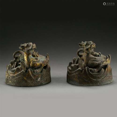 PAIR OF CHINESE GILT BRONZE BEAST PAPER WEIGHT