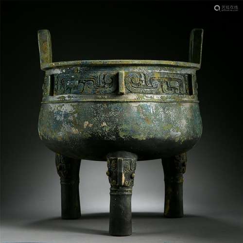 CHINESE ANCIENT BRONZE TRIPLE FEET CENSER