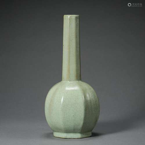 CHINESE PORCELAIN RU WARE CELADON GLAZE LONG NECK VASE