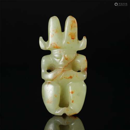 CHINESE CELADON JADE SEATED FIGURE PENDANT