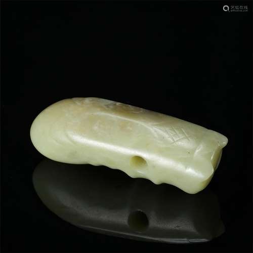 CHINESE CELADON JADE WORM PENDANT