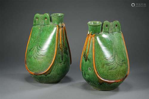 PAIR OF CHINESE PORCELAIN GREEN GLAZE KETTLE