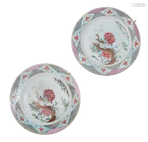 PAIR OF LARGE FAMILLE ROSE PLATES