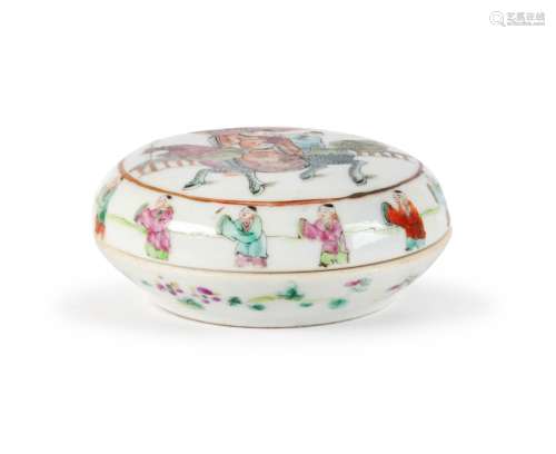 CHINESE FAMILLE ROSE BIRTHDAY PATTERN PASTE BOX