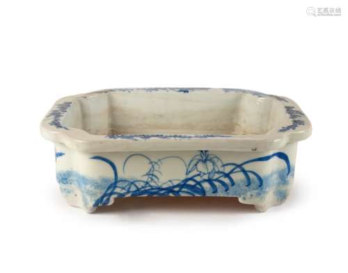 BLUE AND WHITE RECTANGLE BONSAI DISH