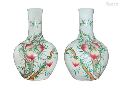 PAIR OF FAMILLE ROSE PEACH PATTERN VASES