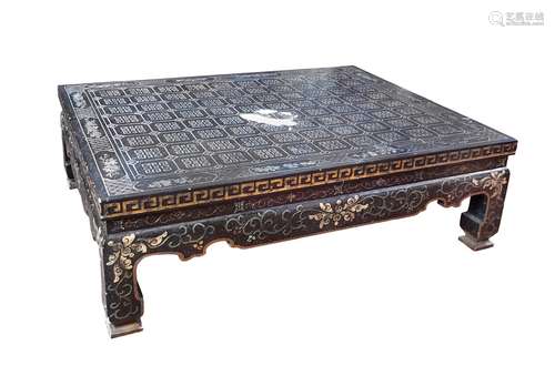 BAKER FURNITURE CHINOISERIE LACQUERED COFFEE TABLE