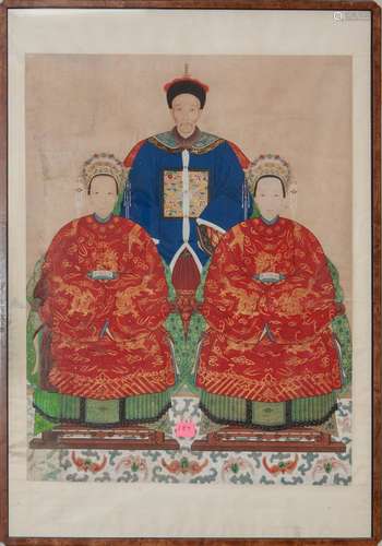 ANCESTOR PORTRAIT OF AN OFFICIAL AND WIVES