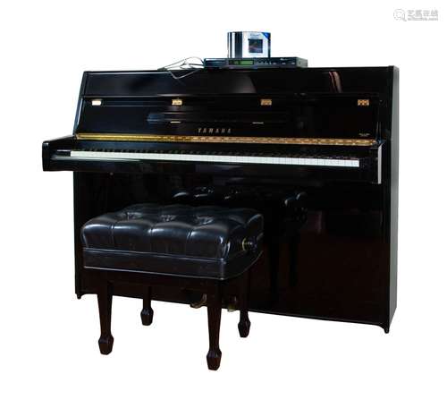 YAMAHA UPRIGHT PIANO WITH RECORDER