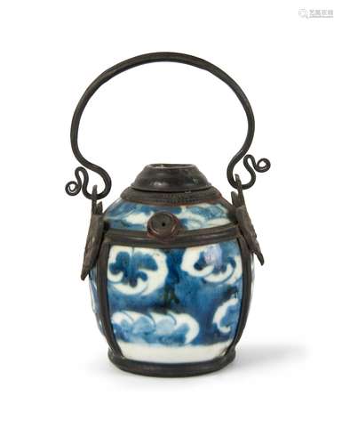 CHINESE PORCELAIN AND BRONZE OPIUM LAMP