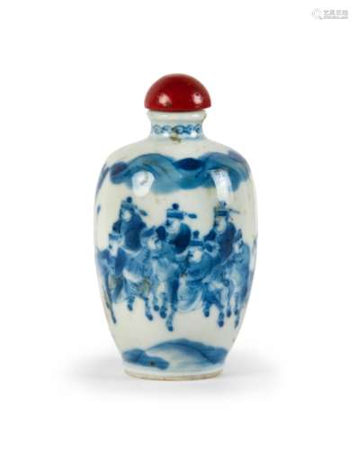 A CHINESE BLUE AND WHITE SNUFF BOTTLE