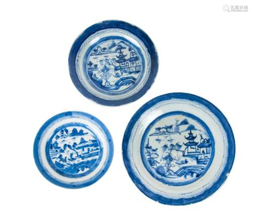 SET OF THREE CANTON BLUE AND WHITE EXPORT  PLATES