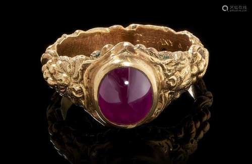 Tiffany and Co, bague sertie d'un rubis taille cabochon Travail