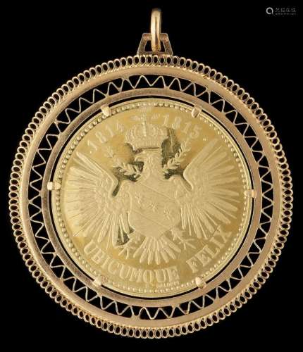 Médaille sertie d'une pièce 