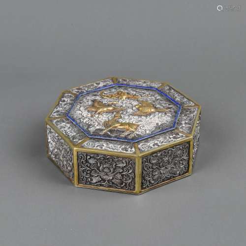 A CARVED GILT-SILVER BOX AND COVER.ANTIQUE