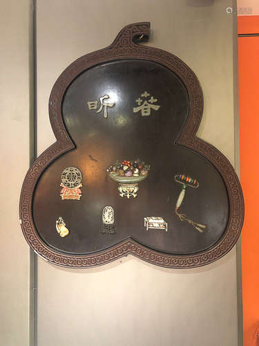 LACQUER TREASURE INLAID HANGING SCREEN