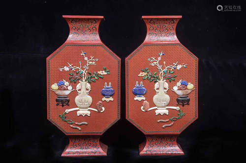 LACQUER RUYI VASE IN PAIR