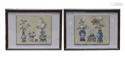 PAIR OF COLOR SILK PAINTING