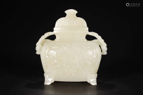 HETIAN JADE VASE