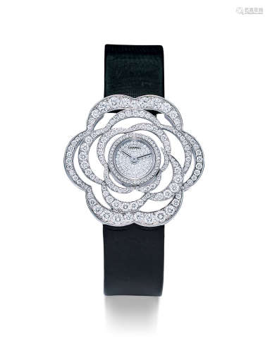 香奈儿 优雅精美，女装白金镶钻石山茶花形腕表，「Camelia」，型号H2438，年份约2012