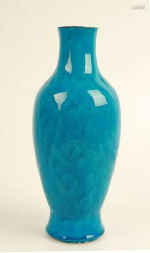 Chinese Qing Dynasty Peacock Blue Vase