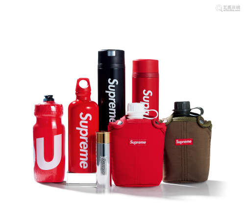 SUPREME SIGG户外水壶（红）& 运动水壶（红）& 两个不锈钢Zojirushi水杯（红，黑）& 军用水壶（军绿，白）& 威士忌酒瓶