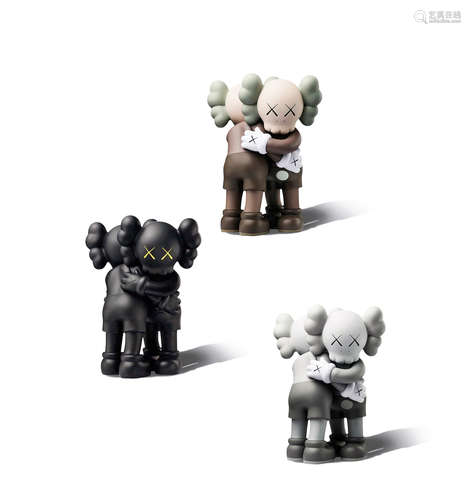 KAWS 2018年作 Together （三件一组） 彩绘搪胶