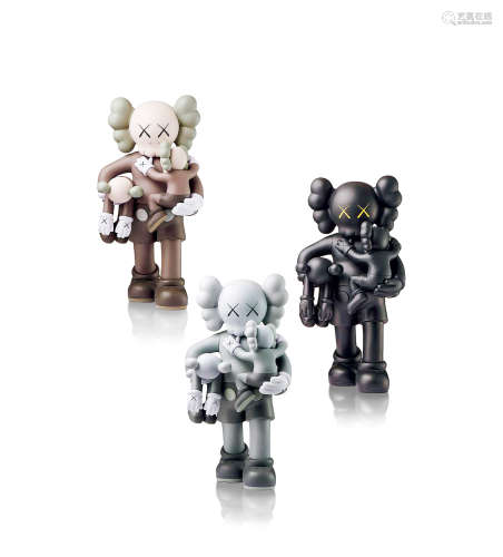 KAWS 2018年作 Clean Slate （三件一组） 彩绘搪胶