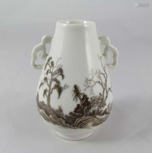 Chinese Qing Vase