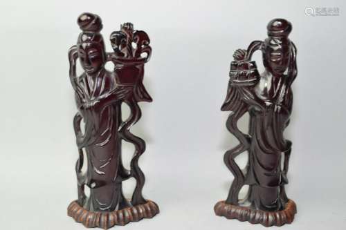 Pair of Qing Chinese Amber Carved Guanyin