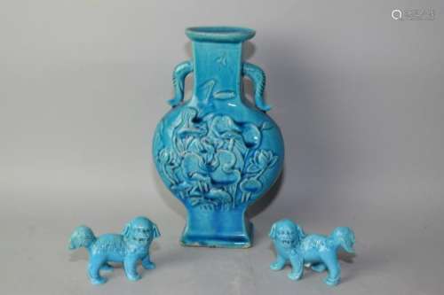 19th C. Chinese Peacock Blue Glaze Vase and Lions