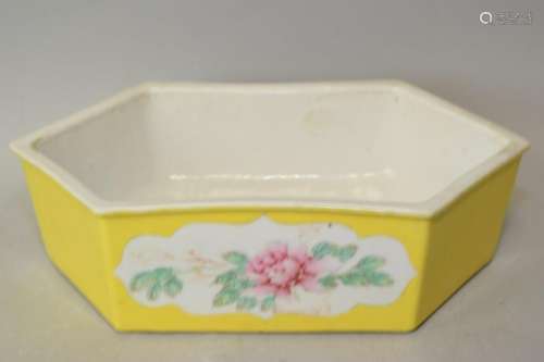 19th C. Chinese Yellow Glaze Famille Rose Flower Pot