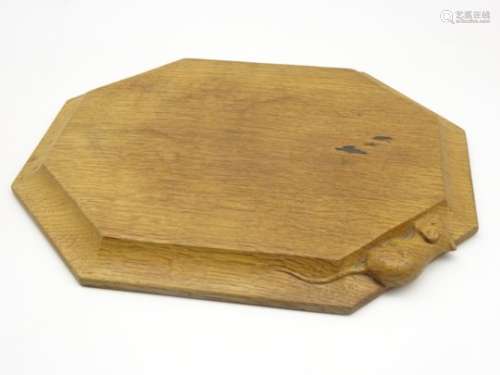 Thompson of Kilburn Mouseman oak bread board with carved mouse signature 30cm x 25cm