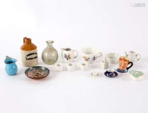 Sundry miniature and other decorative china