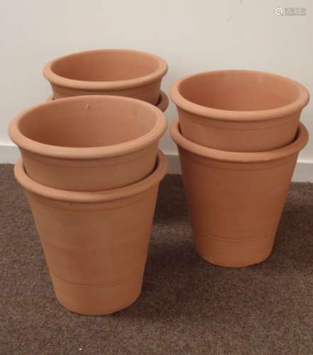 Set six stackable terracotta planters,
