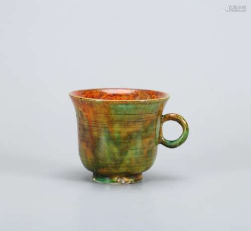 A CHINESE GREEN-GLAZED CUP
