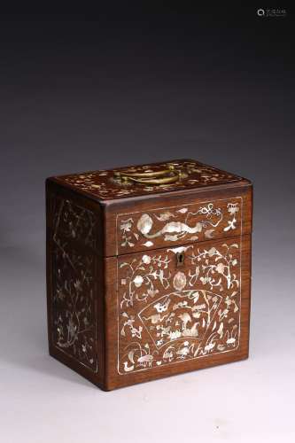 A HUANGHUALI & ROSEWOOD MOTHER-OF-PEARL INLAID BOX