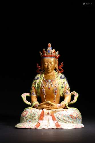 A FAMILLE-ROSE CERAMIC FIGURE OF AMITAYUS