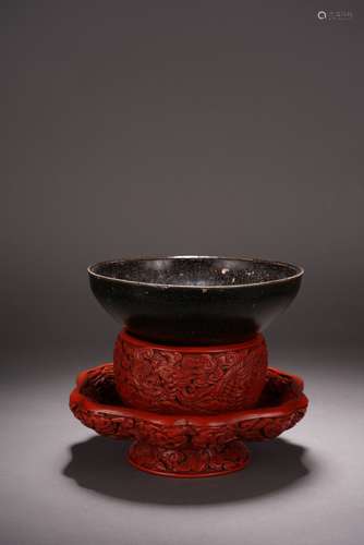 A JIZHOU PAPER-CUT 'LEAF' BLACK GLAZE BOWL