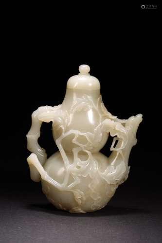 A WHITE JADE CARVED DOUBLE GOURD TEAPOT